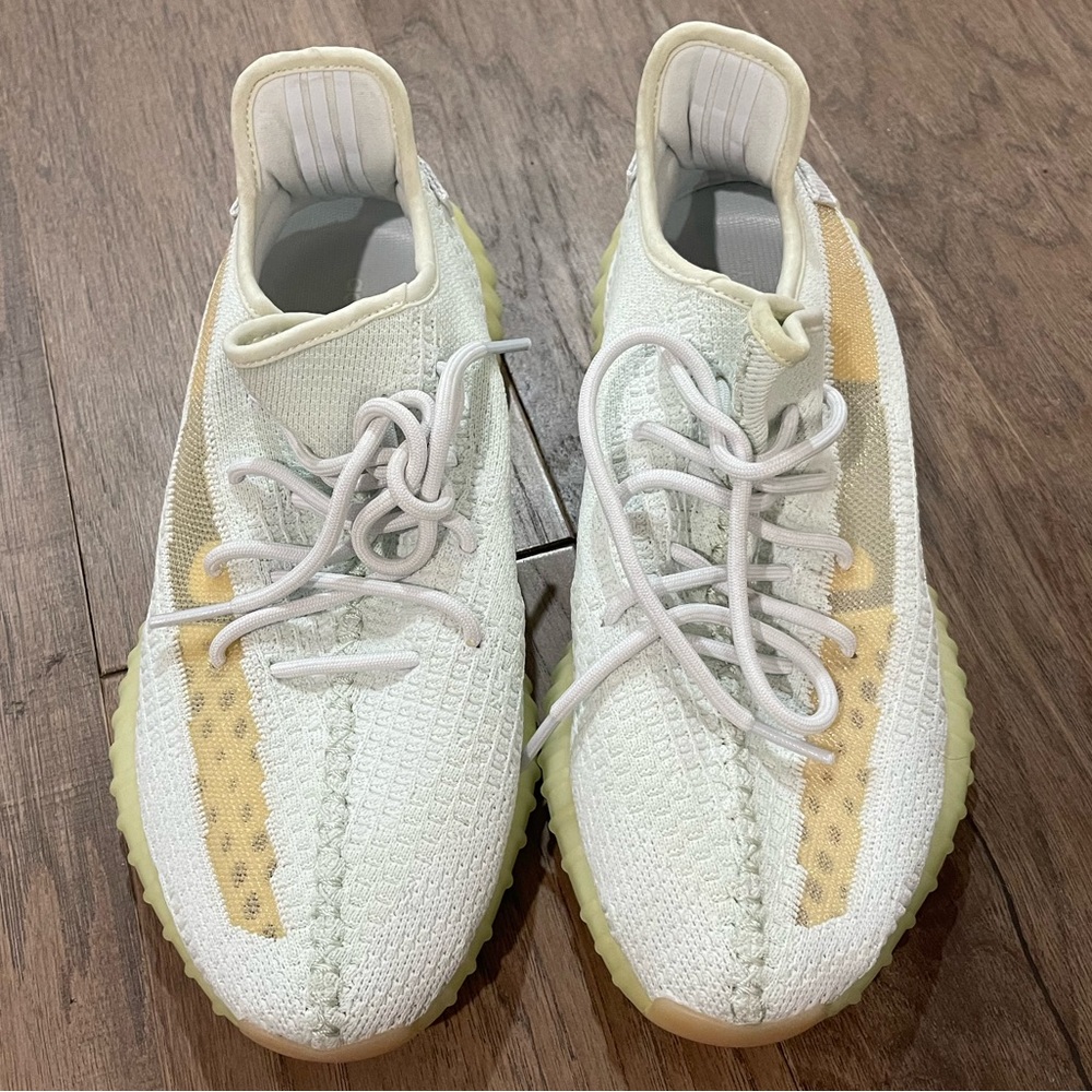🔥WORN ONCE🔥 Yeezy Boost “HyperSpace Grey” size 11